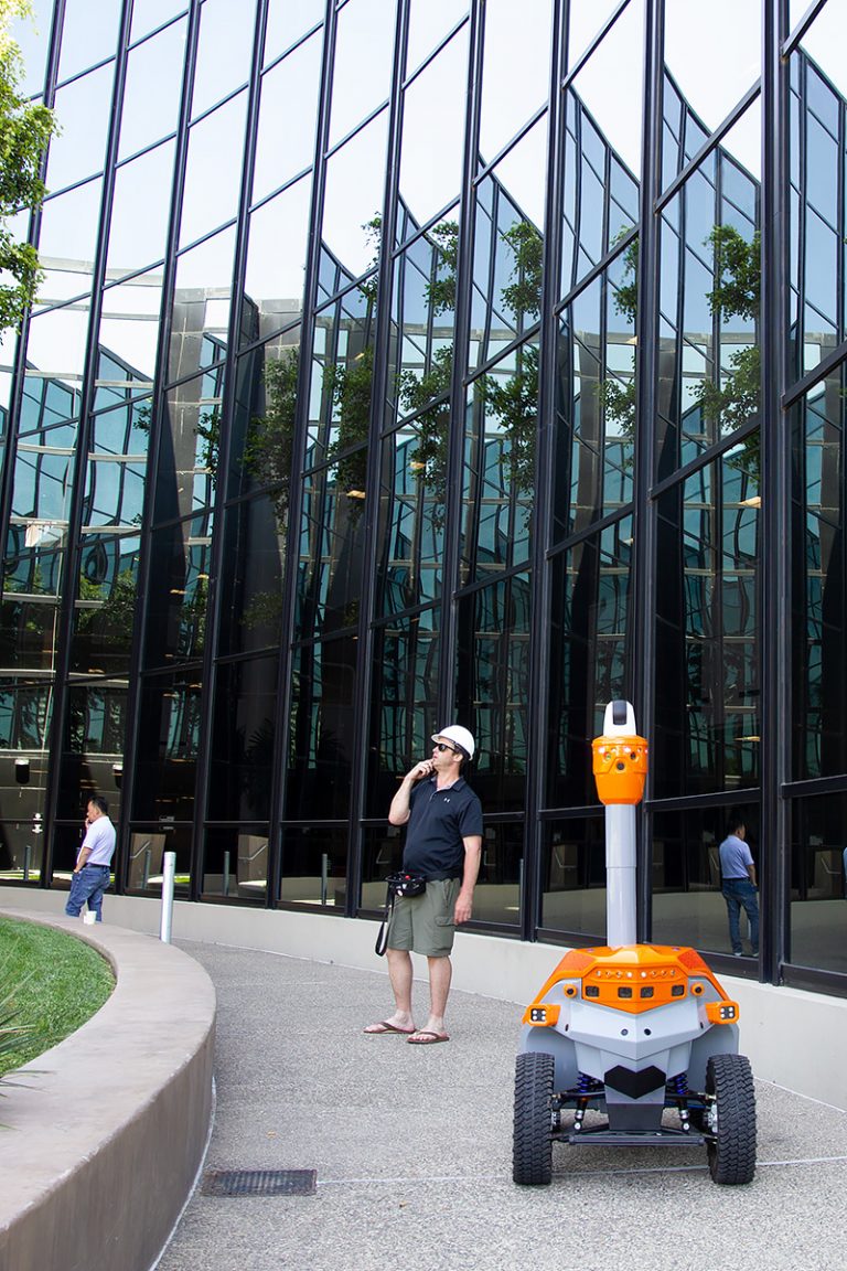 Security patrol robots Autonomous mobile robot for video surveillance