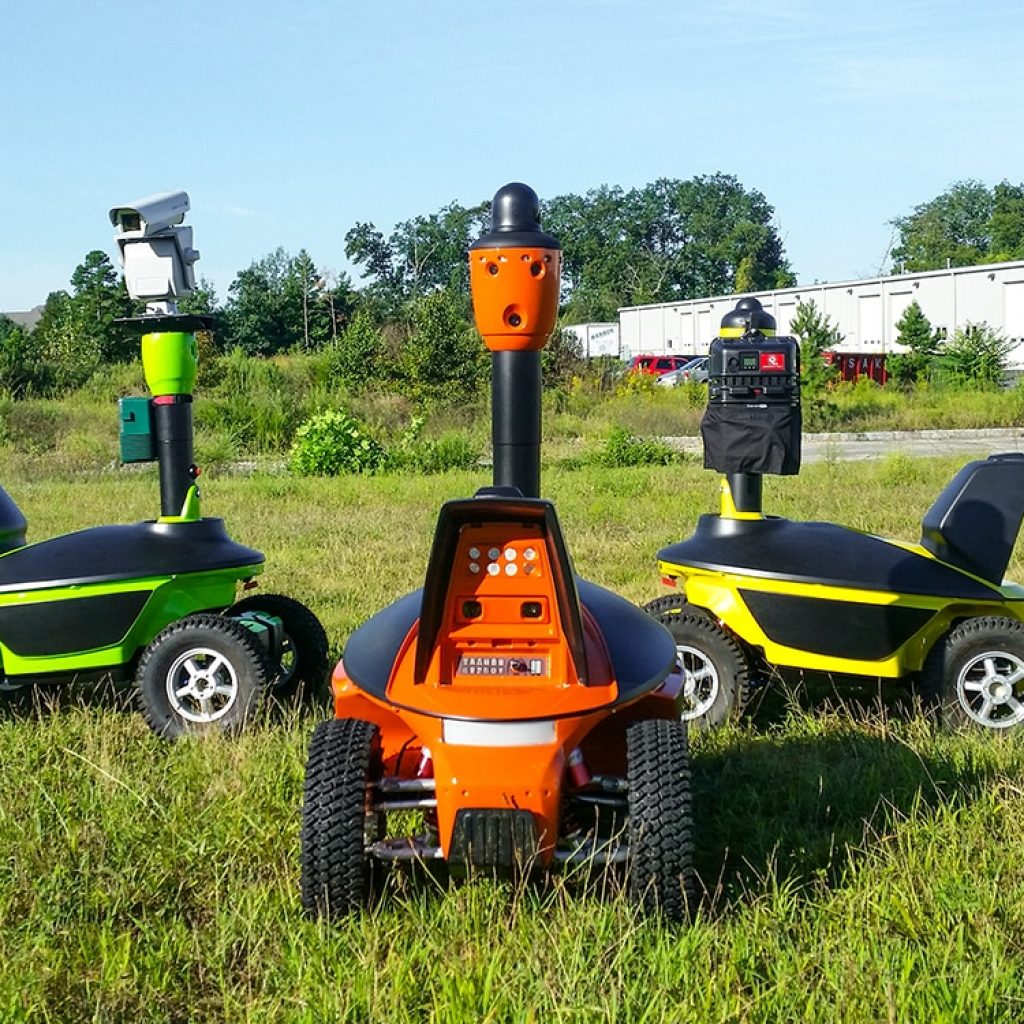 The Robots are going to Work! - SMP Robotics - Autonomous mobile robot
